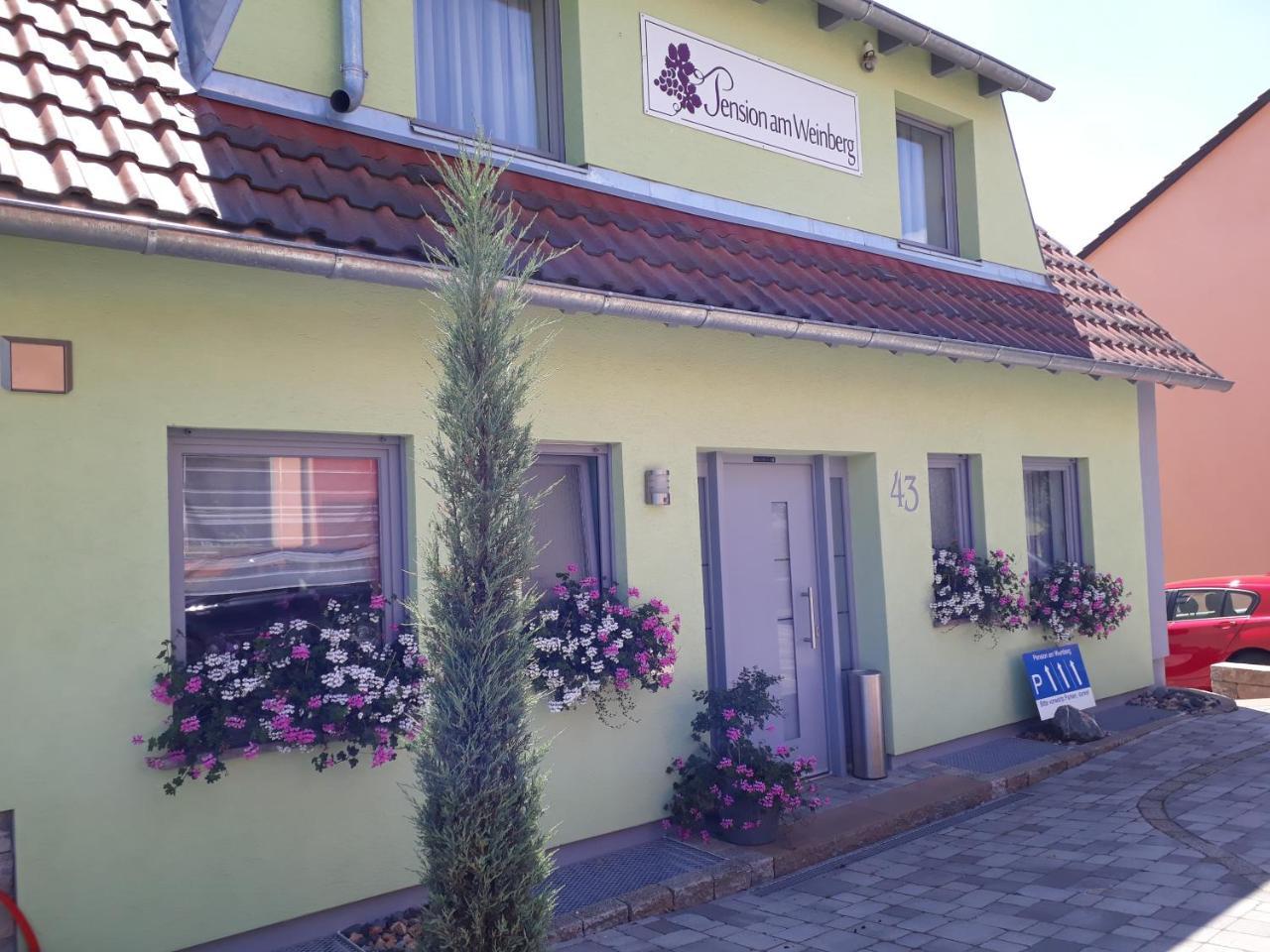 Pension Am Weinberg Bed & Breakfast Mainstockheim Buitenkant foto